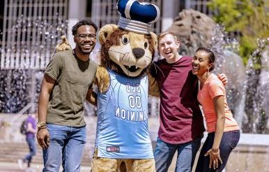 Odu Students With Big Blue